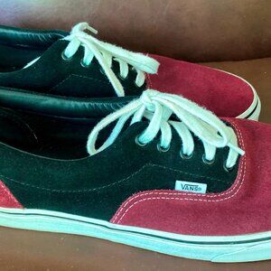 Van's Men's Tennis Shoes Burgundy and Black Size 13 "Off the Wall"